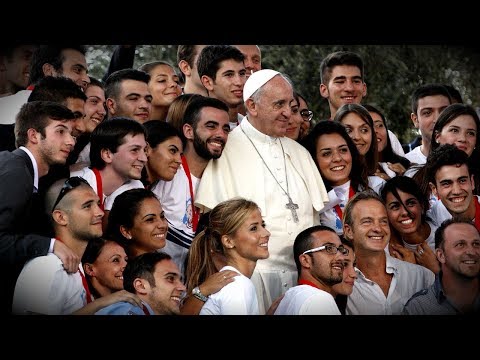 Click to Watch the Synod on Young People kicks off with Pope Francis' moving Homily video