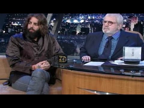 Cantor Tico Santa Cruz fala do projeto 'Voluntários da Pátria'