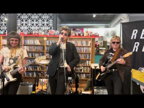 Slumber Party- Brigitte Calls Me Baby 8/7/24 Reckless Records, Chicago