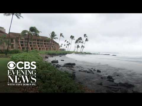 State of emergency in Hawaii as Hurricane Lowell approaches