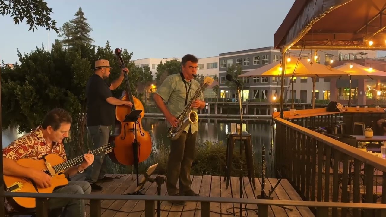 Promotional video thumbnail 5 for Campbell's Jazz Soup
