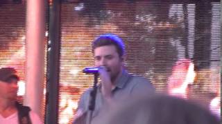 chris young nothing but the cooler left live