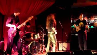 Half moon - Rubberband (Live at the Fairview 1/7/11)