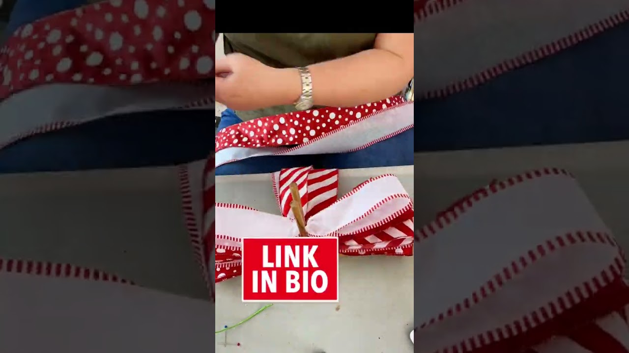 EASY CHRISTMAS BOW TUTORIAL 🎄🎅 DIY FREE Bow Tutorial | Christmas Wreath Bow Tutorial Step-by-Step 🎀