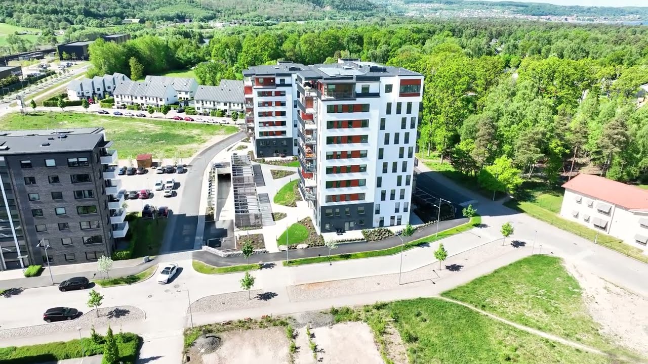 Brf Parklyckan - Aluminiumdörrar Preconal