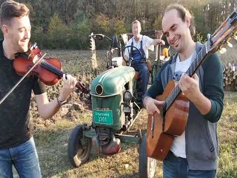 Kolo | Violina + Gitara + TRAKTOR DEUTZ D15 | Srbijanski Vez ♫♪♪