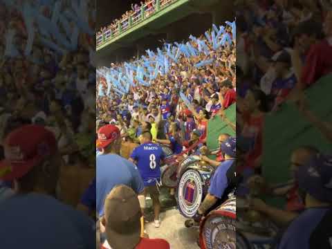 TIGRE CAMPEON. Entran los bombos !! El barrio de victoria es locura !! Banfield