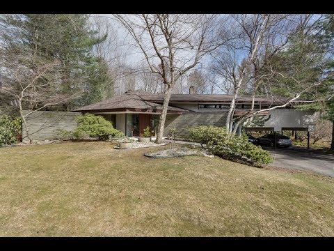 64 Oak Hill Road Worcester MA