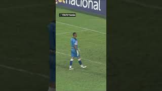 GOLEIRO BRUNO MARCA DE PÊNALTI, DEFENDE DOIS, MAS NÃO EVITA ELIMINAÇÃO DO VASCO-AC DA COPA DO BRASIL