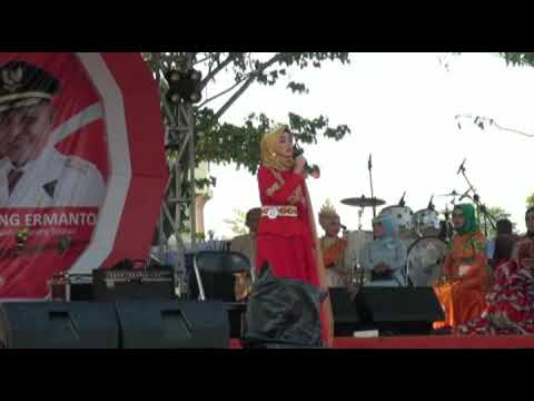 Hanyuk Lamunan Voc : Aisyah Fadila