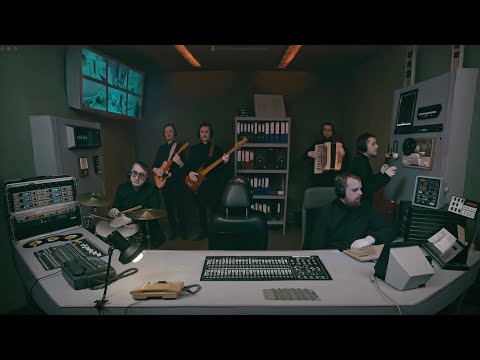 AKD • Antikvariniai Kašpirovskio dantys ✦ Duok mum dar vaizdų