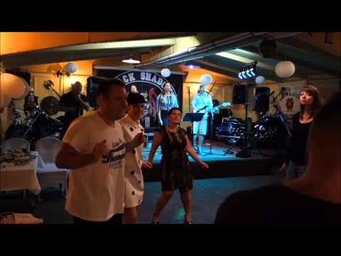 Falzet - Another Brick in the Wall Part 2