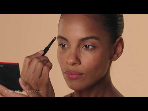 Shiseido Synchro Skin Self-Refreshing Maskuoklis maskuoklis, atspalvis: 302 Medium, 5,8 ml video