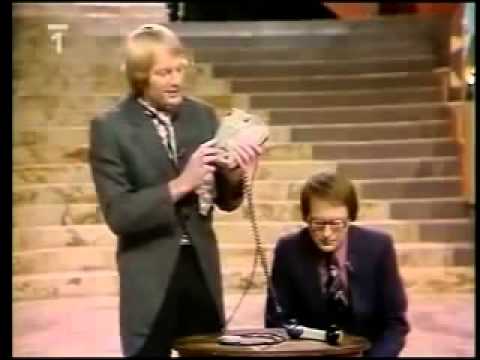 Silvestr 1978  Miloslav Šimek a Luděk Sobota   Jak správně telefonovat