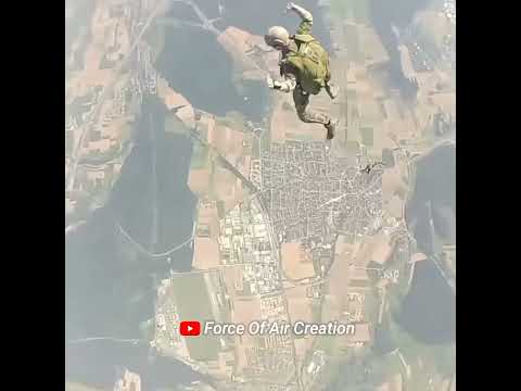 Paratrooper Jumps From Indian Air Force || C-17 Globemaster, || 4k .