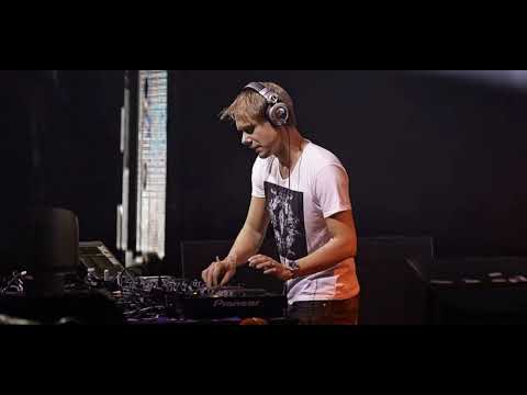 Armin van Buuren - Live @ FortDance, Russia (21.07. 2007)