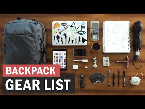 バックパックの中身は？- 大学情報オタク (What's in My Backpack? - College Info Geek)