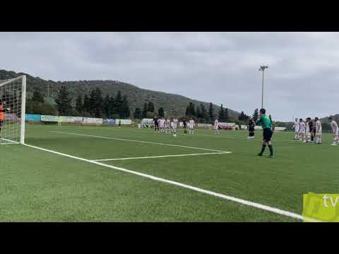 Rigore Andrea Iesu attaccante Villasimius 18-03-2023 - Diario Sportivo
