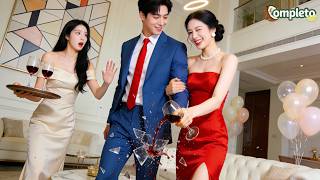 CEO frio 20a nunca sorriu，até ver boba q prevê futuro expulsar interesseira—não conteve riso! Amor!