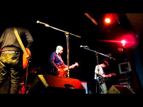 Ka mate Ka ora - " Flowers" live@Glue, Fi