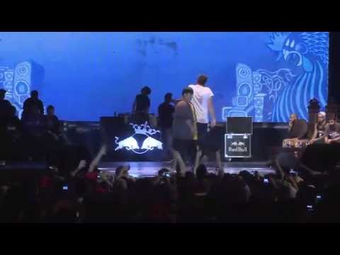 Chuty vs Jony B - Semifinales - Final Internacional Argentina 2013 - Red Bull Batalla de los Gallos