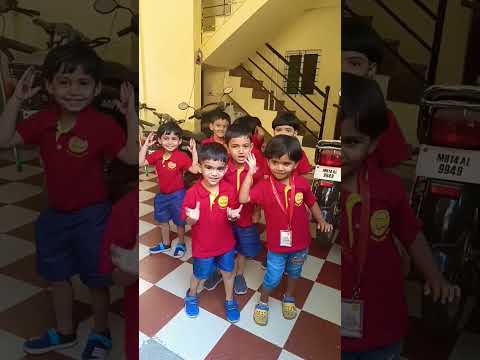 yed laglay #sayalifashiondesigner