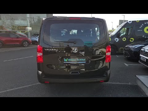 Vauxhall Vivaro LIFE Combi EV 9 SEATER - Image 2
