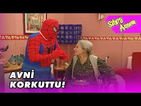 Avni Örümcek Adam Oldu! - Sihirli Annem 72.Bölüm