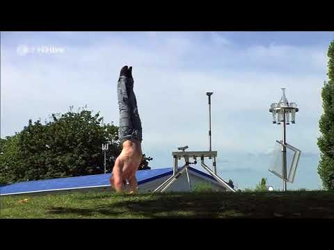 Willy Weldens (Hand Stand) im ZDF Fernsehgarten 2016 (Gruß von Matthias)