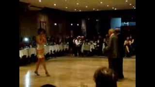 2014 marzo, Ricardo Suarez baila con Tati Caviglia en Cachirulo