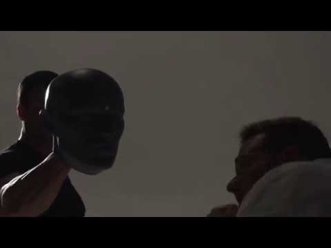 Realistic Head Mitt - Die ultimative Trainingspratze