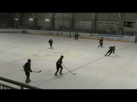 Hokejist Triglava zlomi roko kapetanu Slavije Junior U17, Zalog 21.1.2023