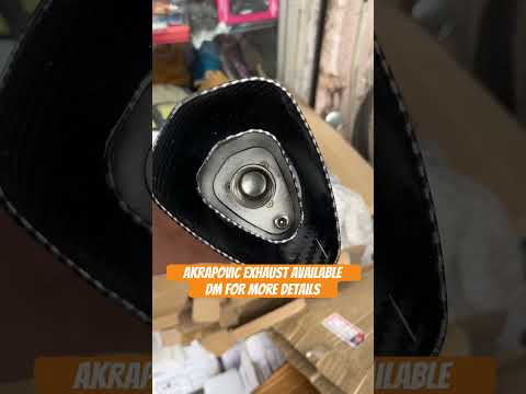 Akrapovic exhaust with db killer #akrapovicexhaust #r15v4 #r15v3