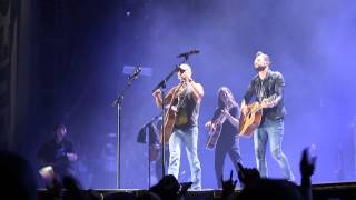 Kenny Chesney - Save It For A Rainy Day LIVE for the first time at Gillette!! 8.28/8.29