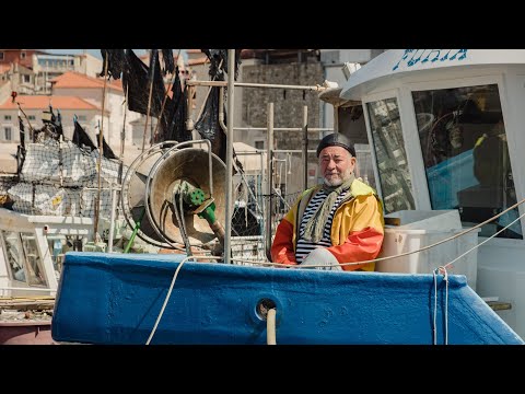 STARI RIBAR MOJ   -  Klapa Skala (official video)