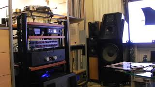 Video thumbnail for Behringer FBQ3102HD Ultragraph Pro Audiophile 31-band stereo graphic equalizer by Carlos Barrera Chávez