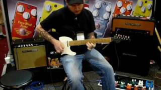 Video thumbnail for Overview of the new Mad Professor Old School 21 combo with Josh Smith playing by Robert DeVito