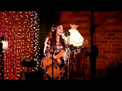 In Session: Tiny Ruins - Adelphi Apartments