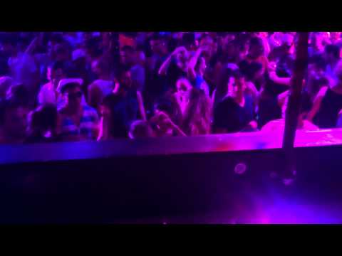 DUBFIRE plays FRANCESCO BERGOMI - Mugwump @ El Row (Main Room) August 26th 2012