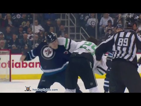 Brett Ritchie vs Adam Lowry