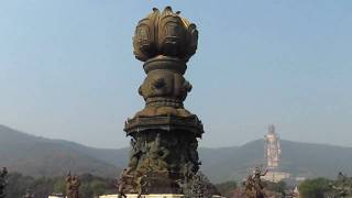 preview picture of video 'Fountain at Lingshan in Wuxi China 2 of 4'