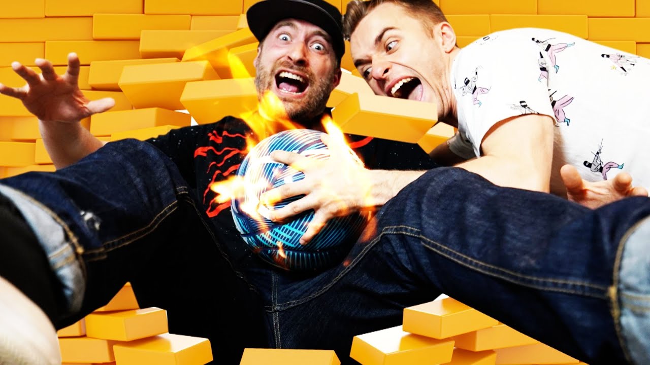 BALLE AUX PRISONNIERS ! thumbnail