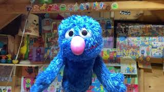 Grover Sings I’m a Little Airplane