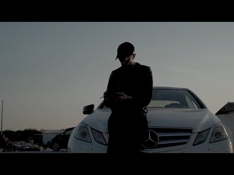 Momo Sky - Hanya (Official  Music)