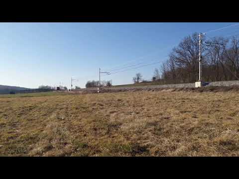 SŽ 363-023 po klancu navzdol proti Ljutomeru