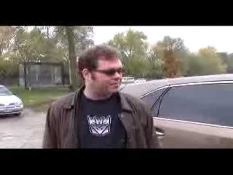 Hyundai Canada Response: [Original] Extreme Fitness BMW parking failure. Worst parking job ever!