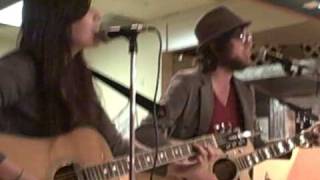 Marco & Mina - 16 Days