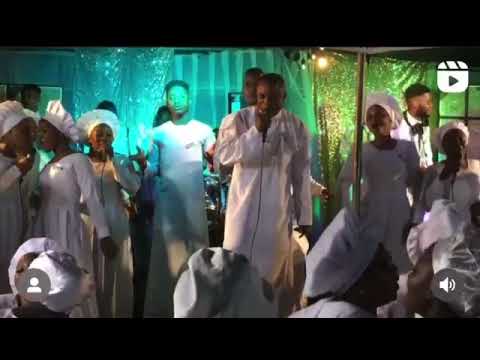 Ayan Jesu. performing in Oko🌈ikehin🌈🥇 🌈choir🎗🏆✨