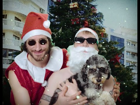 Doss - Christmas in Benidorm (Official Video)