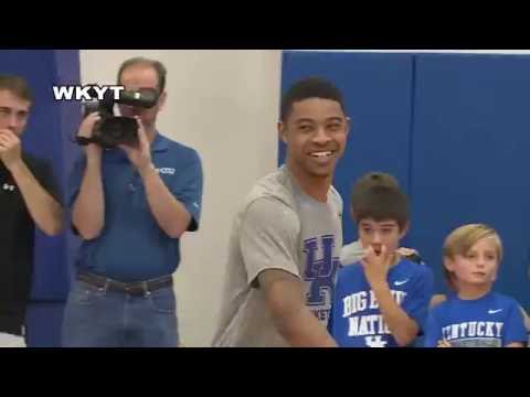 Tyler Ulis meets his match against smaller guard